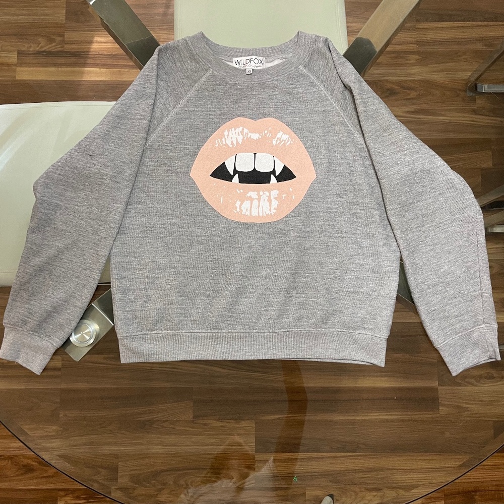 Wildfox XS Crewneck Sweater, Grey